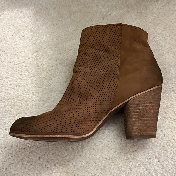 BP Trolley Booties Distressed Leather - Perforated - Picture 7 of 9